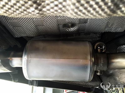 跨界交融 奔驰C260 2.0T性能美学改装与摩托车零部件研发的技术共鸣